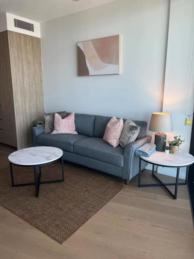 2 Bedroom Luxurious Family Apartment On 40Th Floor With Amazing Ocean Coastline Broadbeach Gold Coast Gc40 Exterior photo